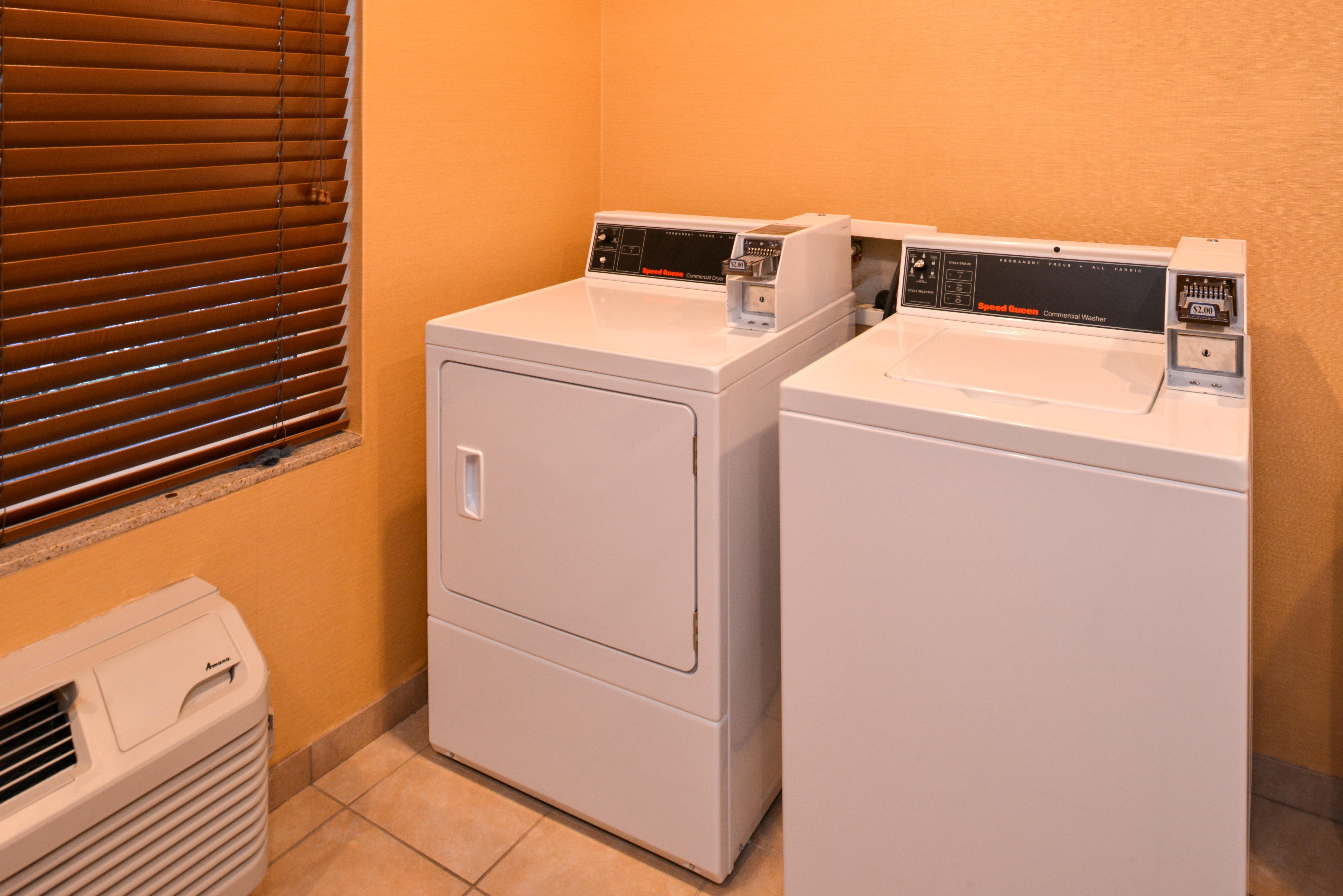 Holiday Inn Express Hotel & Suites Lancaster-Lititz By Ihg Exteriör bild